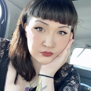 Meet your Posher, Bria